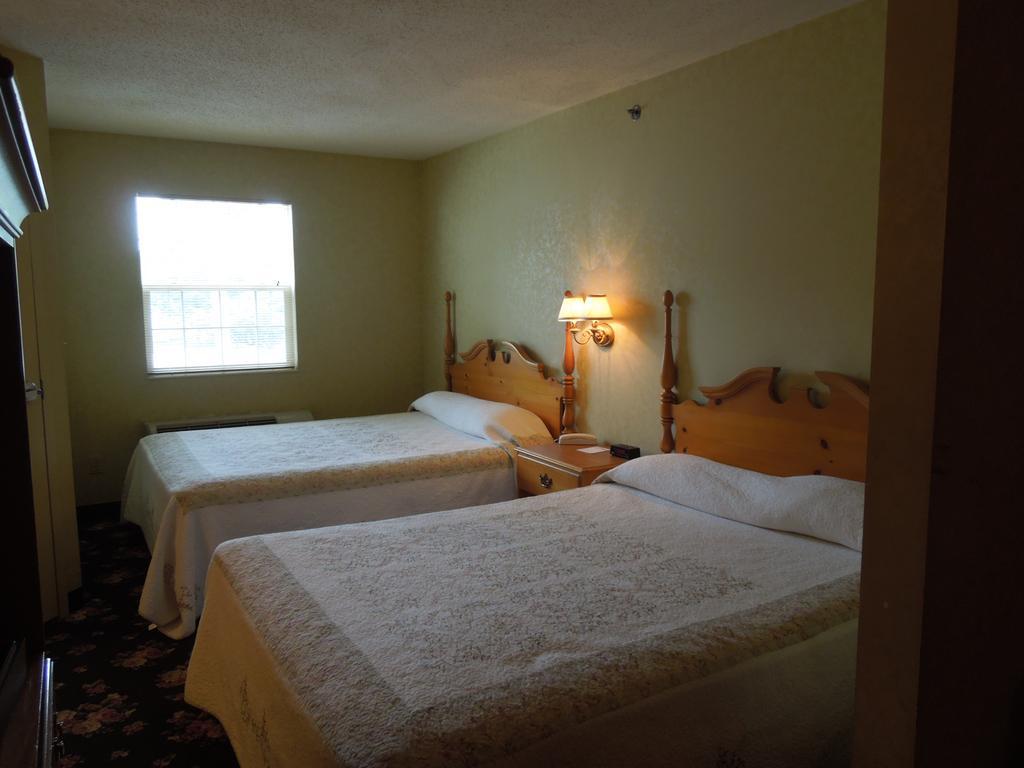 Ourguest Inn And Suites Catawba Island Port Clinton Zimmer foto